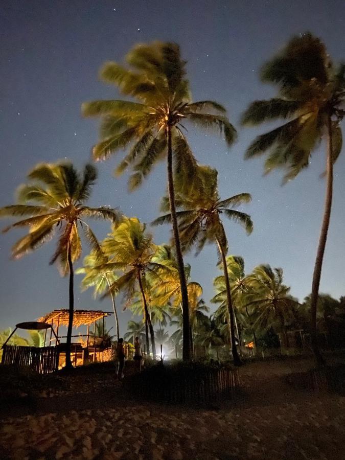 Hotel Bahia Surf Camp Abrantes Exterior foto